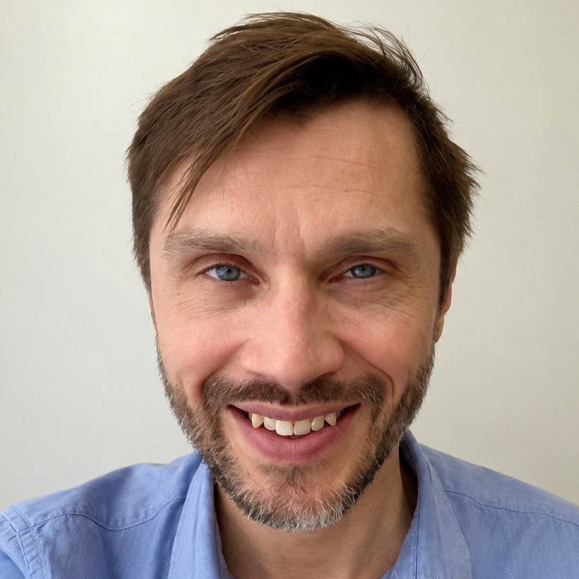 Caspar, who leads Ørestad Impro, smiling